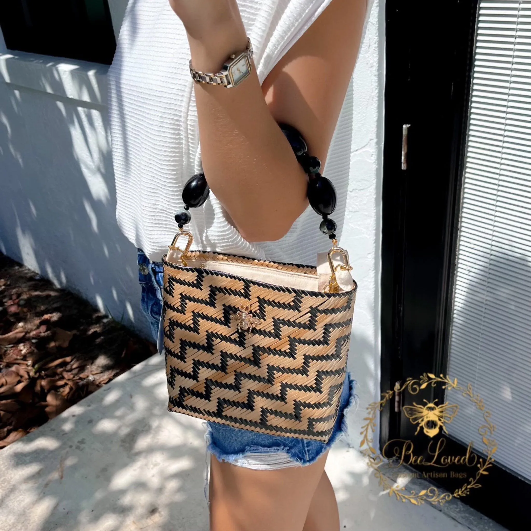 Alicia Crossbody