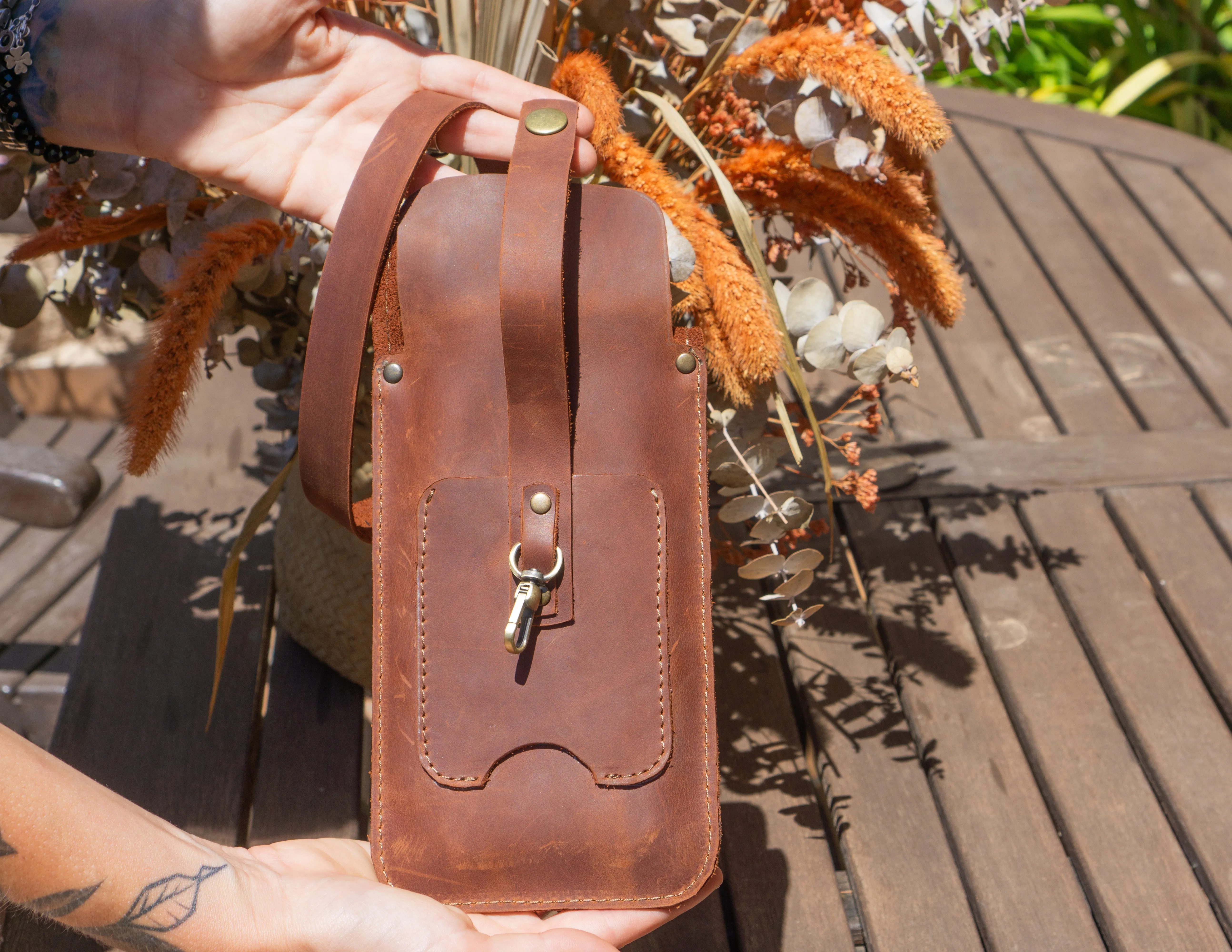 Artisan leather phone bag | Crossbody pouch women's