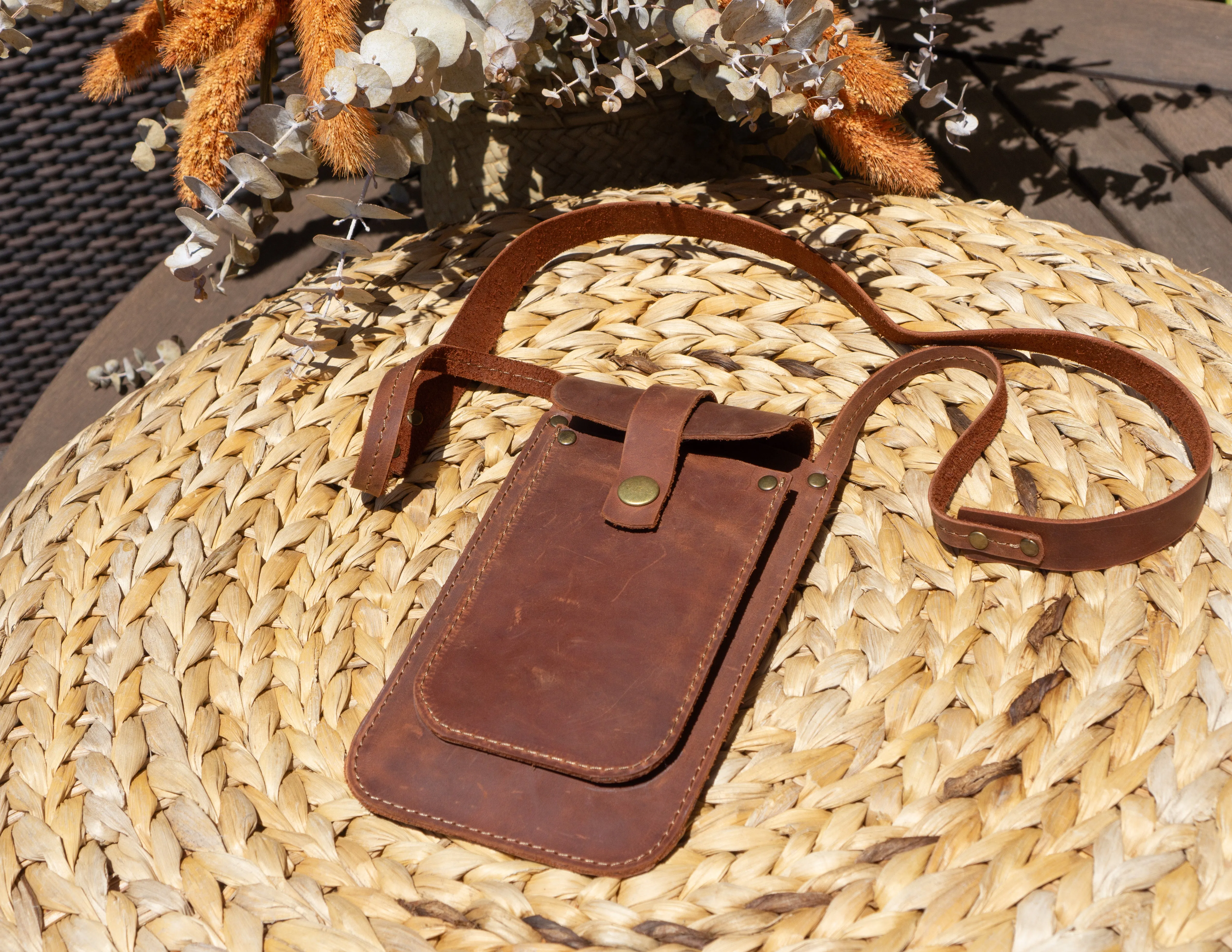 Artisan leather phone bag | Crossbody pouch women's