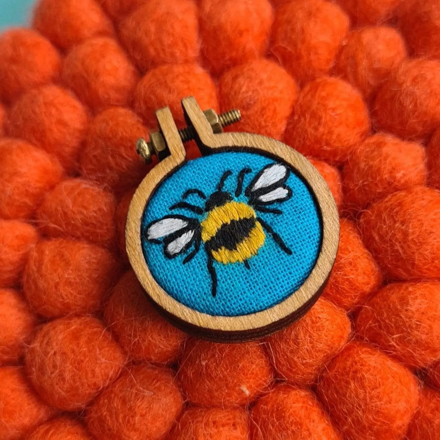 Bee Keyring Embroidery Kit