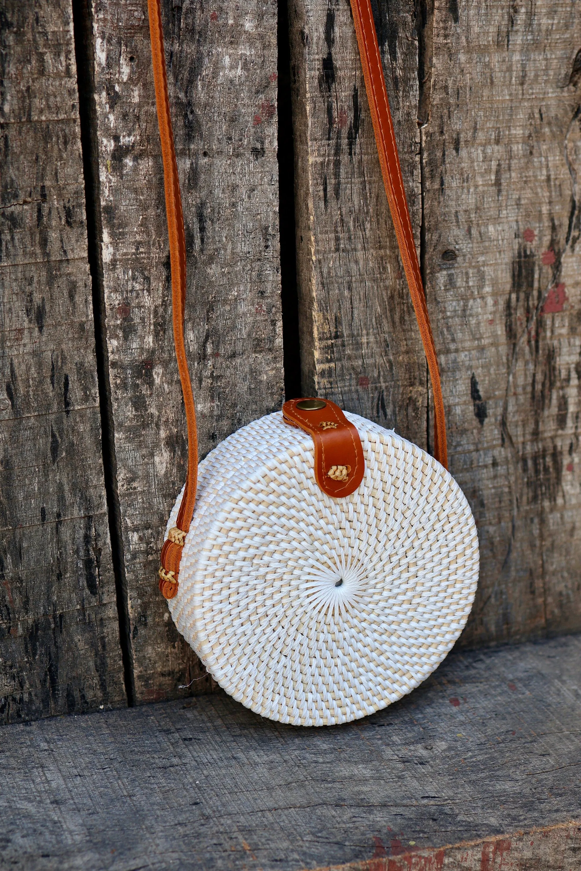 Classic Round White Rattan Bag, Bali Bags, Handwoven Crossbody Purse, Braided Straw Bag, Bali Sling Bags Rattan Bags Gift for her