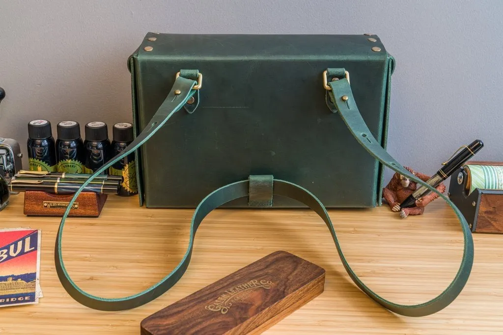 Galen Leather Writer's Medic Bag - Crazy Horse Forest Green