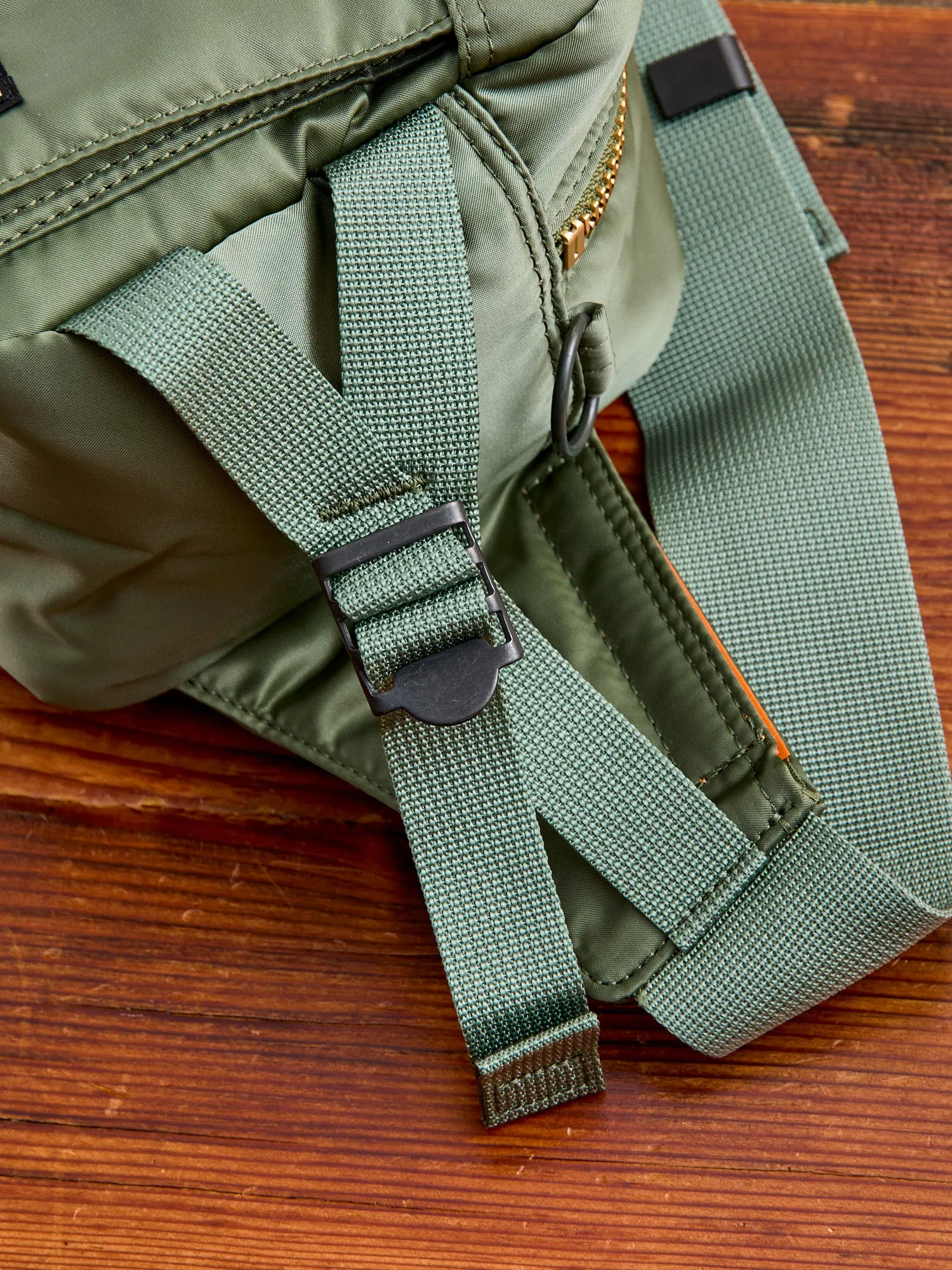 "Tanker" 2-Way Waist Bag in Sage Green