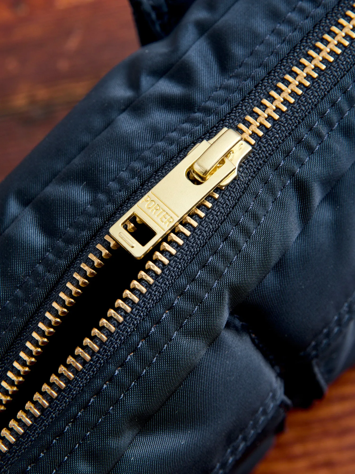 "Tanker" Shoulder Bag (S) in Iron Blue