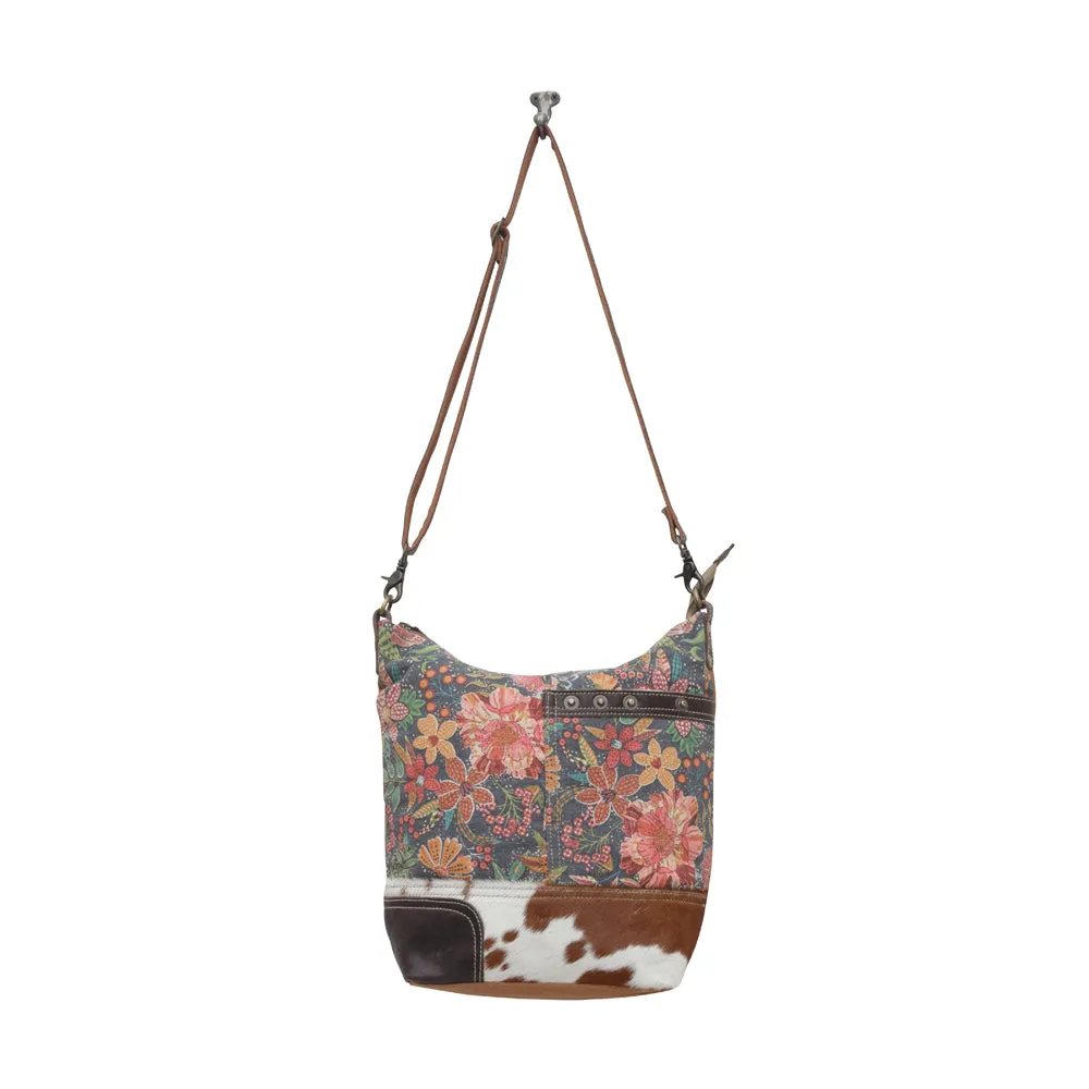 Sillage Shoulder Bag