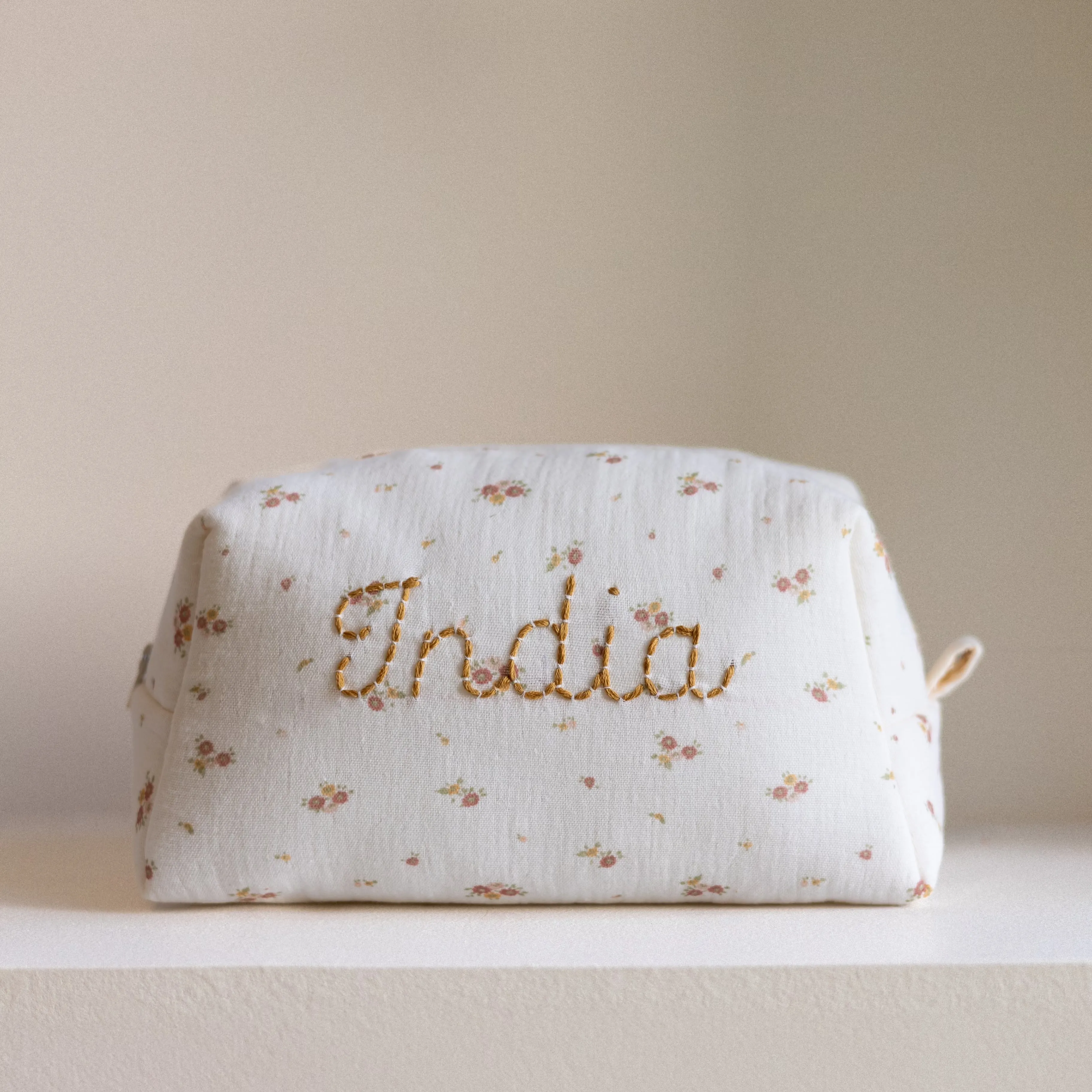 Toiletry bag - Beige Flowers